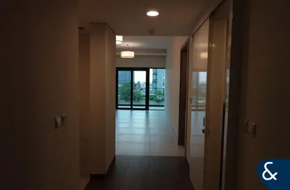 Apartment - 1 Bedroom - 2 Bathrooms for rent in SOL Bay - Business Bay - Dubai Apartment - 1 Bedroom - 2 Bathrooms for rent in SOL Bay - Business Bay - Dubai