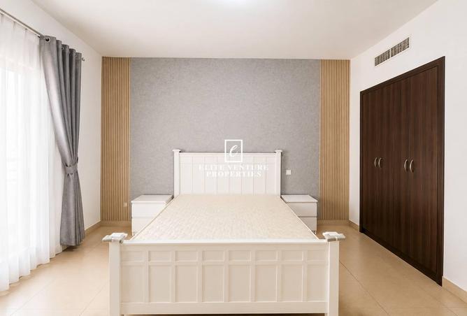 98242036 - Property Image 2