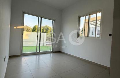 Townhouse - 4 - 5 for rent in Arabella Townhouses 3 - Arabella Townhouses - Mudon - Dubai