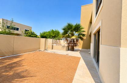 Townhouse - 4 - 5 for rent in Qattouf Community - Al Raha Gardens - Abu Dhabi
