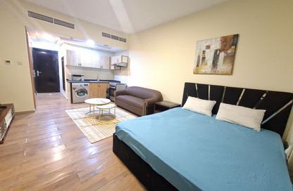 Apartment - Studio - 1 Bathroom for rent in Al Majaz 3 - Al Majaz - Sharjah Apartment - Studio - 1 Bathroom for rent in Al Majaz 3 - Al Majaz - Sharjah