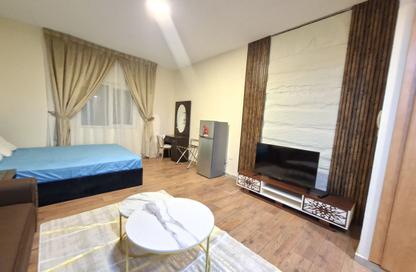 Apartment - Studio - 1 Bathroom for rent in Al Majaz 3 - Al Majaz - Sharjah