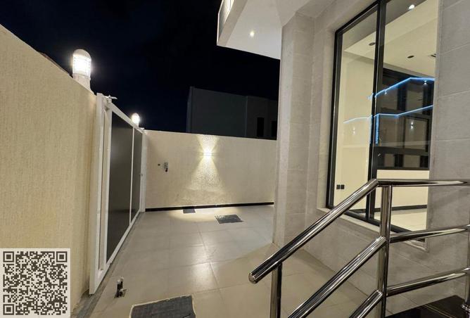 82376863 - Property Image 3