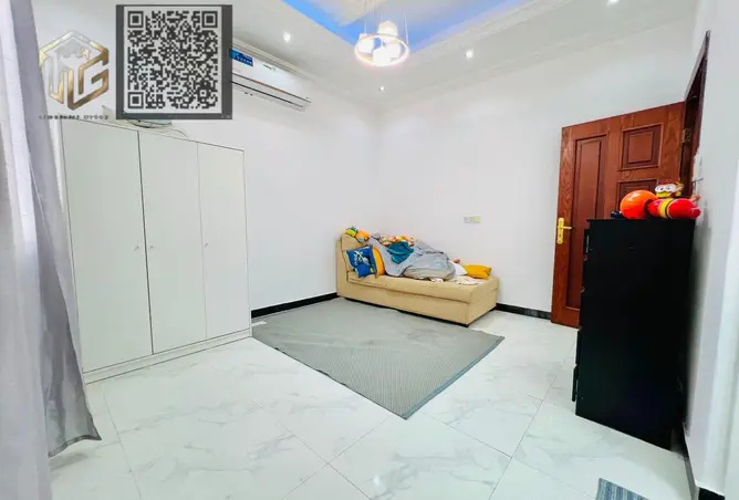 127922018 - Property Image 2