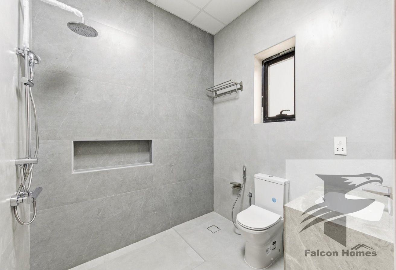 Spacious 5BR Villa with Big Garden Area photo 25