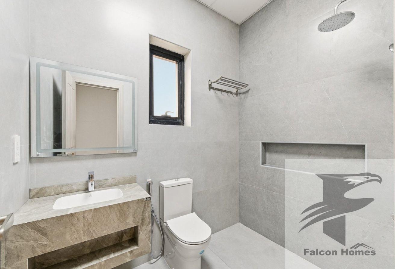 Spacious 5BR Villa with Big Garden Area photo 28