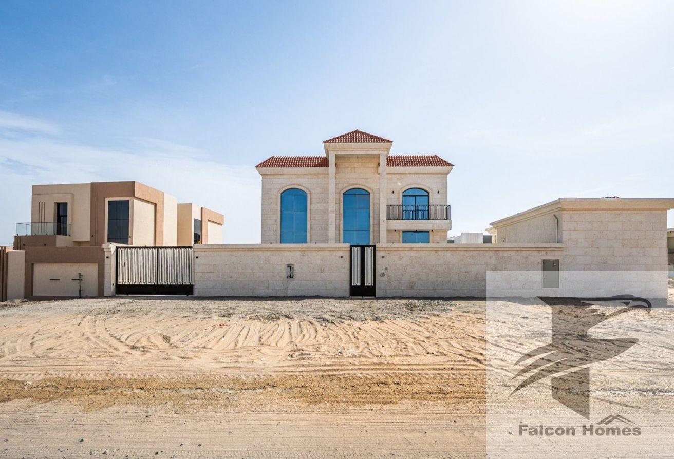 Spacious 5BR Villa with Big Garden Area photo 3