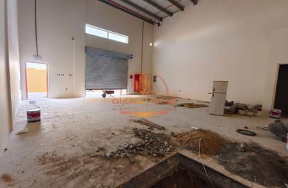 Warehouse - Studio - 1 Bathroom for rent in Al Sajaa S - Al Sajaa - Sharjah