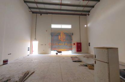 Warehouse - Studio - 1 Bathroom for rent in Al Sajaa S - Al Sajaa - Sharjah
