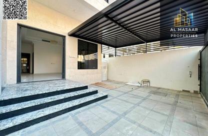 Villa - 5 - 7 for sale in Al Amira Village - Al Yasmeen - Ajman
