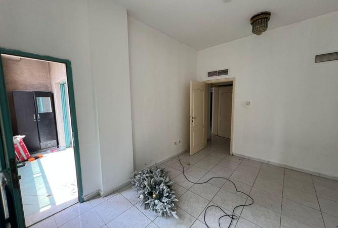 64042597 - Property Image 2