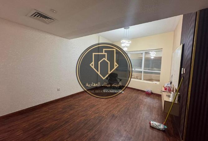 127918721 - Property Image 3