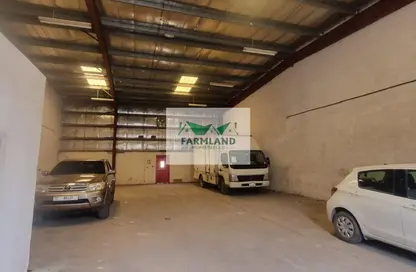 Warehouse - Studio for rent in Al Qusais Industrial Area - Al Qusais - Dubai