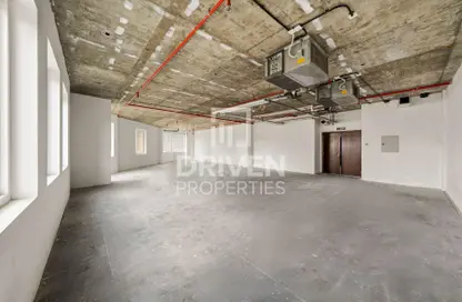 Office Space - Studio for rent in Building 52 - Dubai Healthcare City - Bur Dubai - Dubai