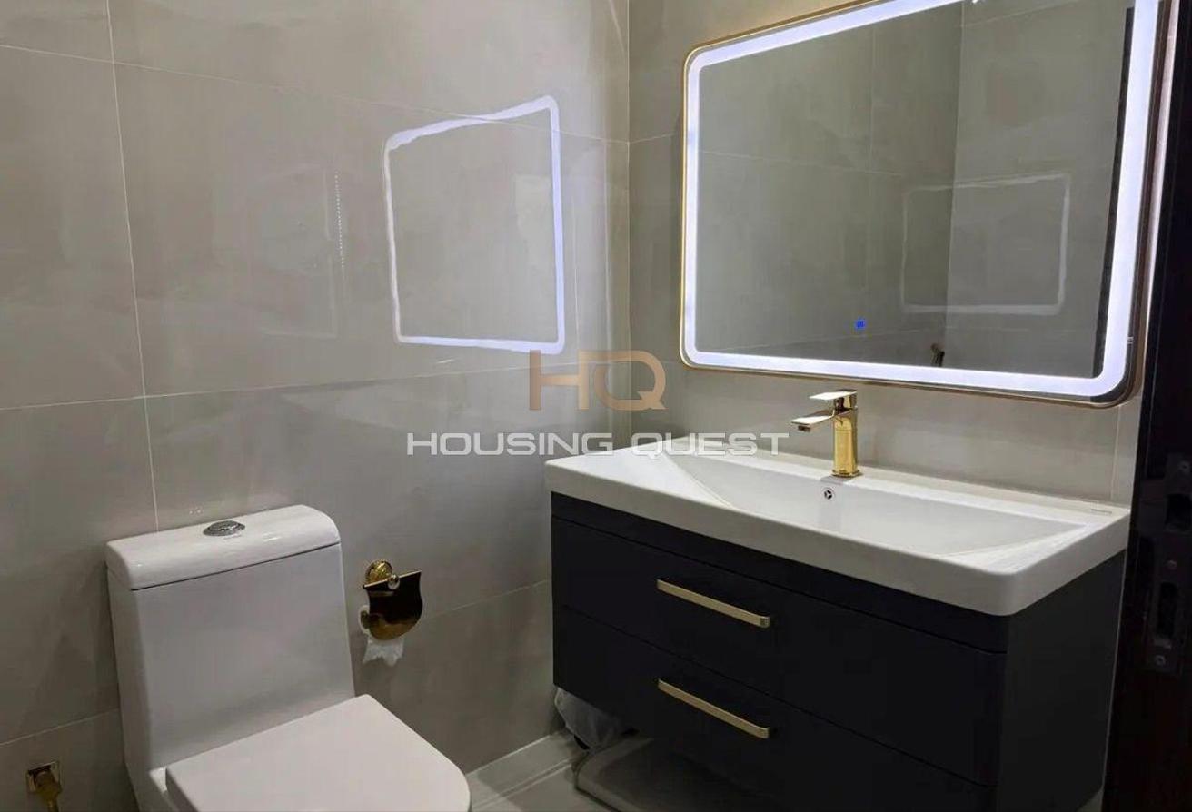 5 bed Villa | Ready to Move in | Prime location photo 10