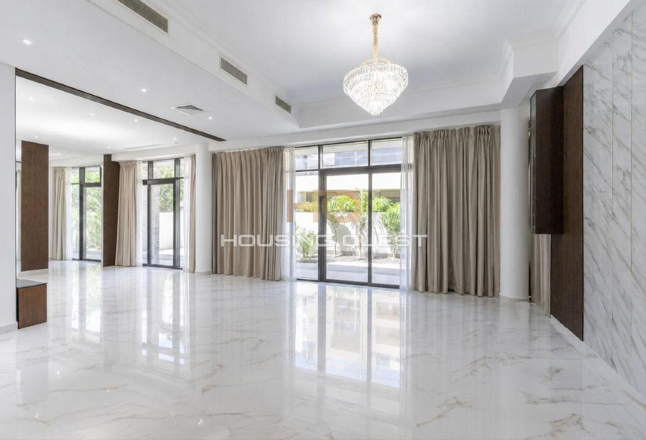 5 bed Villa | Ready to Move in | Prime location photo 2