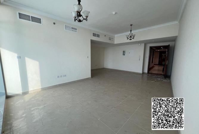 62092177 - Property Main Image