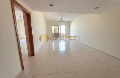 شقة - غرفة نوم - 2 حمامات للايجار في جاردينيا 2 - حدائق الإمارات 1 - قرية جميرا الدائرية - دبي شقة - غرفة نوم - 2 حمامات للايجار في جاردينيا 2 - حدائق الإمارات 1 - قرية جميرا الدائرية - دبي