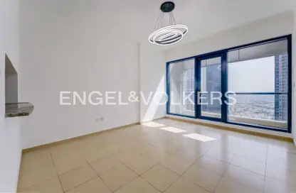 شقة - غرفة نوم - 1 حمام للايجار في خور الجميرا 1 - (JLT) مجمع X - أبراج بحيرات الجميرا - دبي