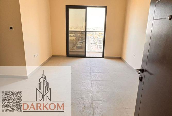 92725733 - Property Main Image
