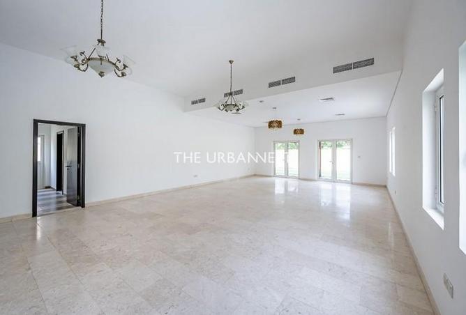 60128574 - Property Image 3