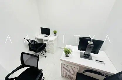 مكتب - غرفة نوم - 1 حمام للايجار في ريم ريزدنسي - الكرامة - دبي