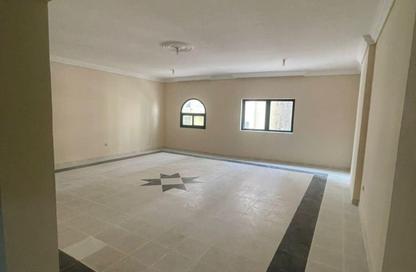 Apartment - 3 Bedrooms - 4 Bathrooms for rent in Qasimia 10 building - Al Mahatta - Al Qasimia - Sharjah