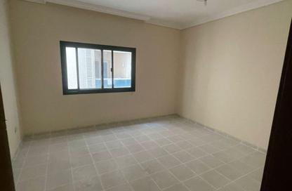 Apartment - 3 Bedrooms - 4 Bathrooms for rent in Qasimia 10 building - Al Mahatta - Al Qasimia - Sharjah