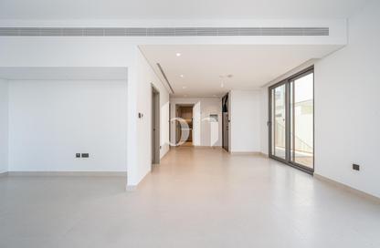 Villa - 4 - 5 for rent in Aura 1 - Aura - Tilal Al Ghaf - Dubai