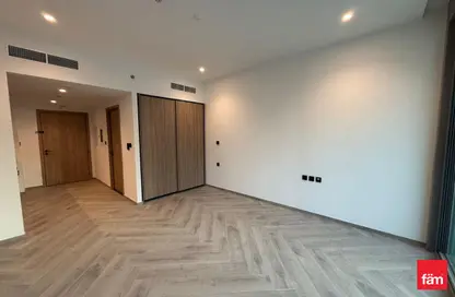 شقة - 1 حمام للبيع في بنينسولا ثري - بنينسولا - الخليج التجاري - دبي