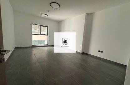 Apartment - 4 Bedrooms - 4 Bathrooms for rent in Al Majaz 3 - Al Majaz - Sharjah Apartment - 4 Bedrooms - 4 Bathrooms for rent in Al Majaz 3 - Al Majaz - Sharjah