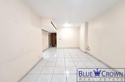 Apartment - 2 Bedrooms - 2 Bathrooms for rent in Golden Sands 7 - Al Mankhool - Bur Dubai - Dubai