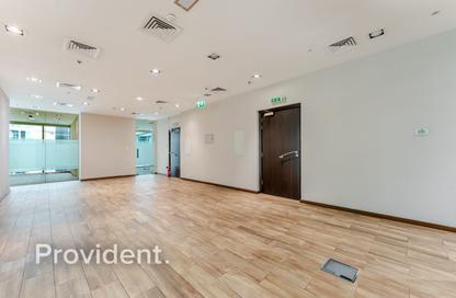 Full Floor - Studio - 1 for rent in Bay Square Building 12 - Bay Square - Business Bay - Dubai