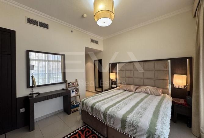 UPGRADED | FULLY FURNISHED | VACANT photo 3