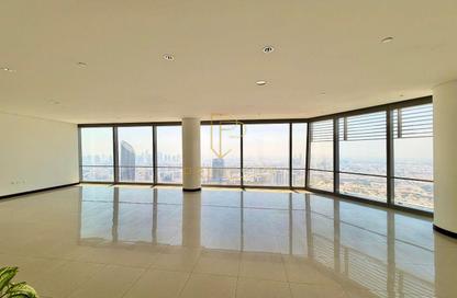 Apartment - 4 - 5 for rent in Landmark Tower - Corniche Road - Abu Dhabi