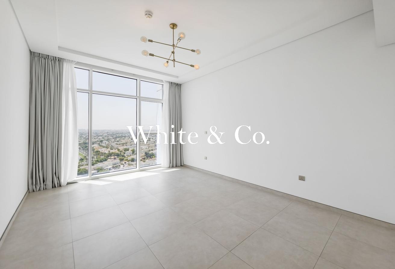 Luxurious Apartment | Sea View | Vacant photo 9