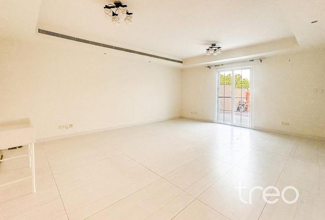 101714748 - Property Image 2
