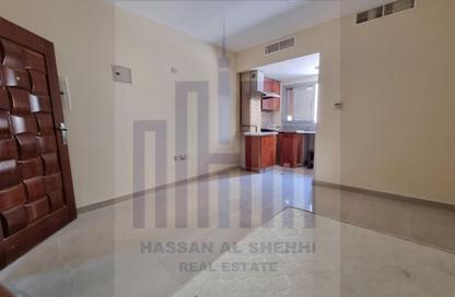 Apartment - Studio - 1 Bathroom for rent in Muwailih Building - Muwaileh - Sharjah