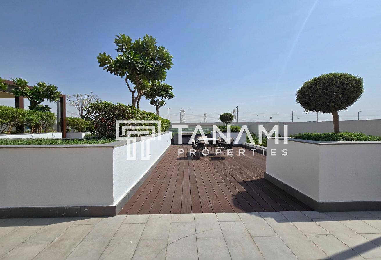 Spacious Layout | Pool View | Prime Location photo 12