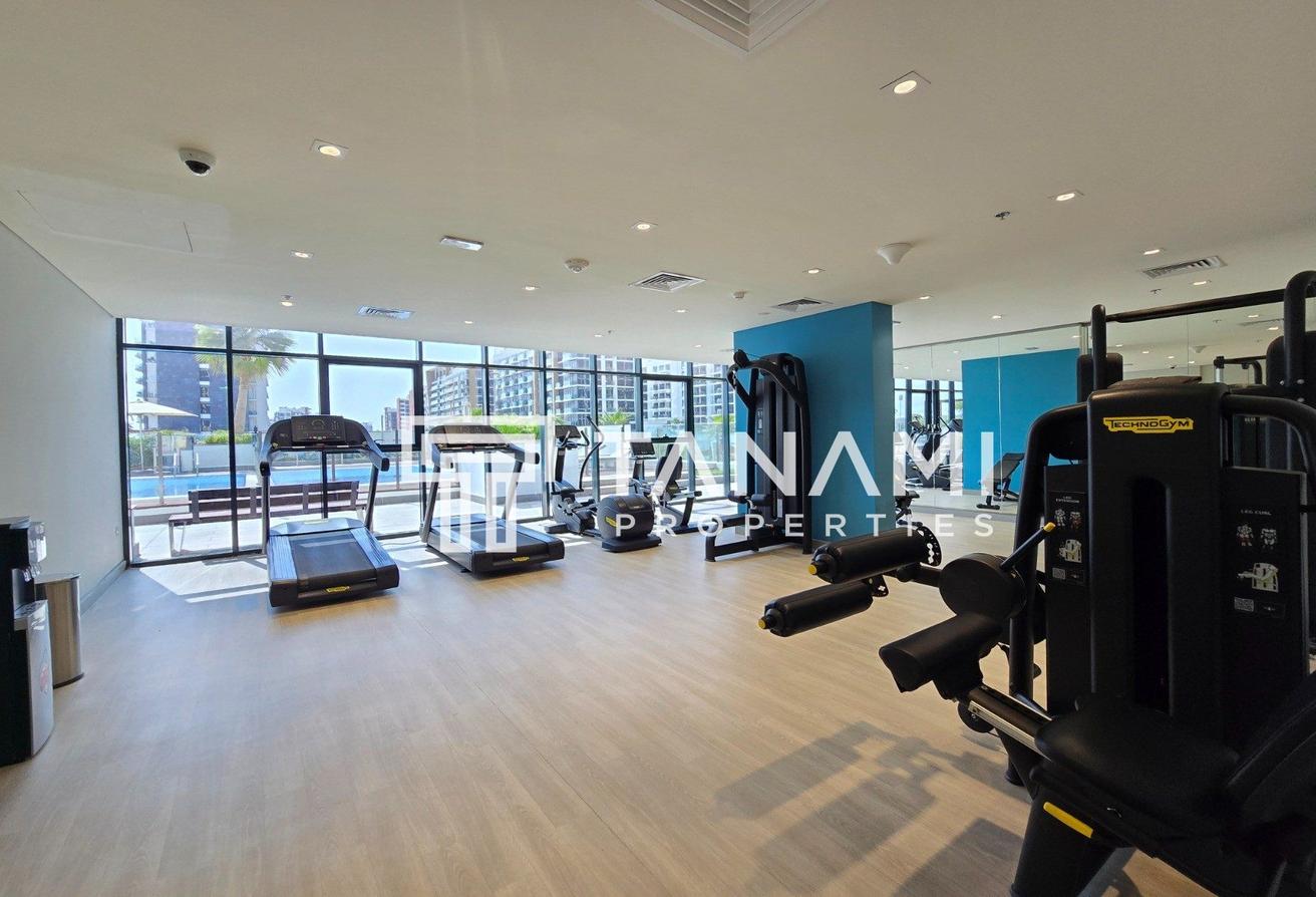 Spacious Layout | Pool View | Prime Location photo 9