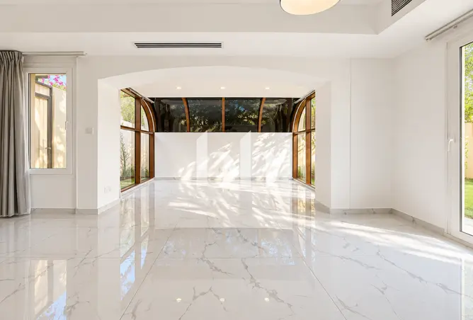 147323981 - Property Image 3