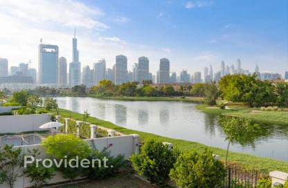 Villa - 5 Bedrooms - 6 Bathrooms for sale in Waterview Villas - Jumeirah Park - Dubai
