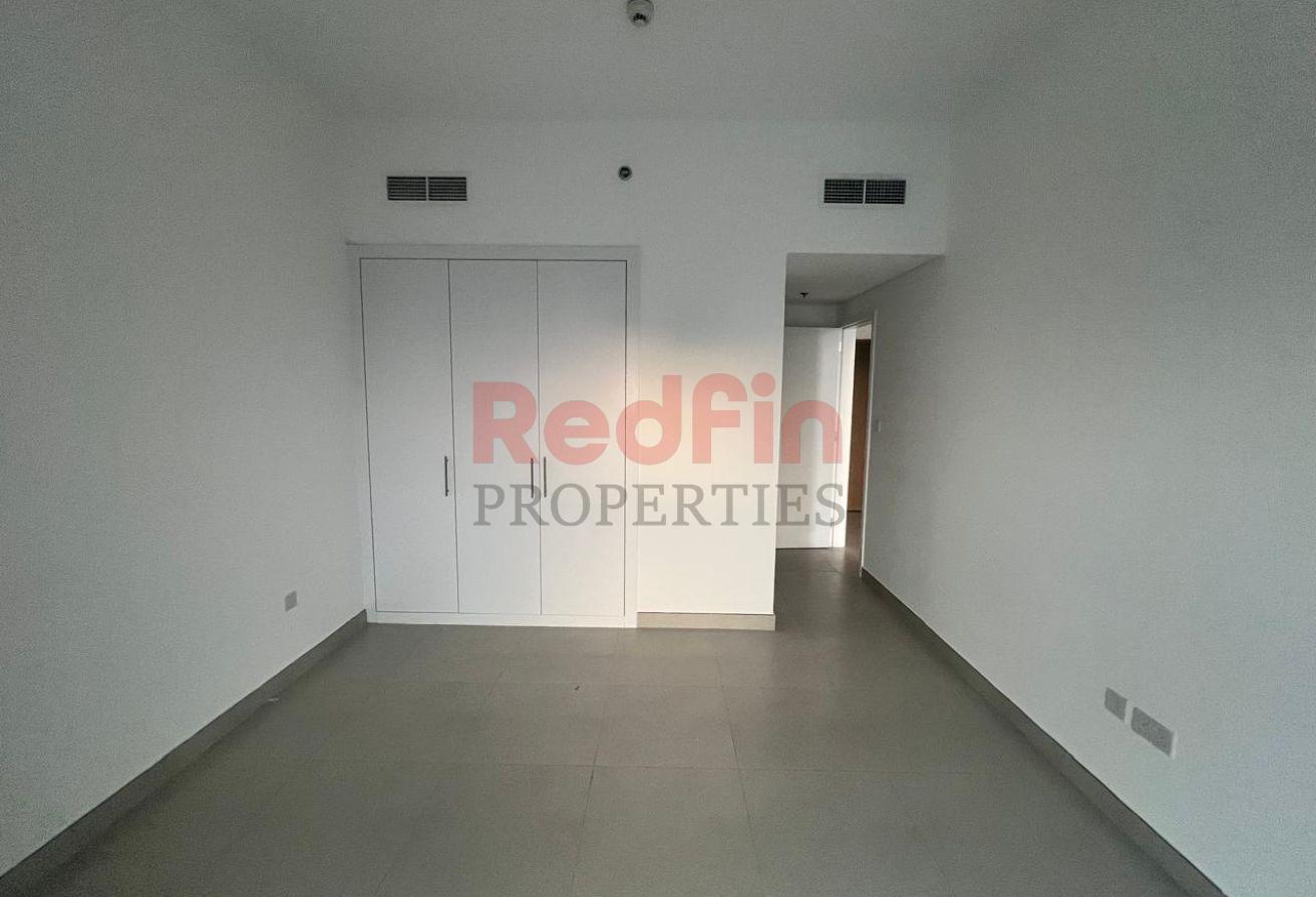 One bedroom+ Maid! Ready To Move! Huge Layout photo 11
