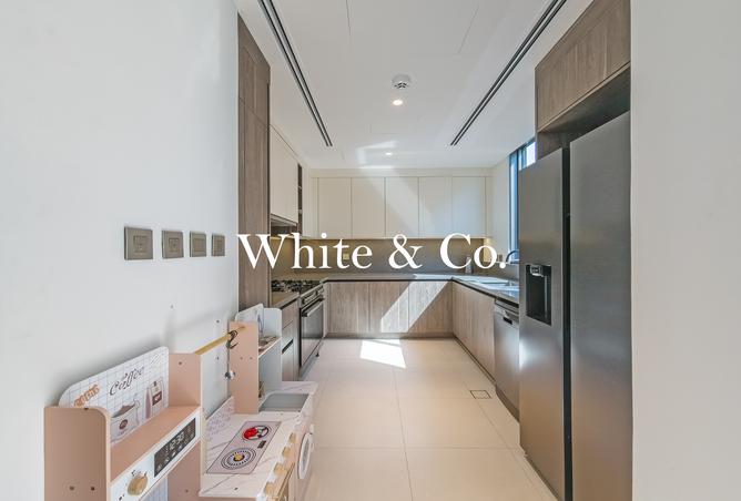 142348890 - Property Image 2