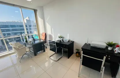 Office Space - 1 Bedroom - 1 Bathroom for rent in Al Fajer Complex - Oud Metha - Bur Dubai - Dubai
