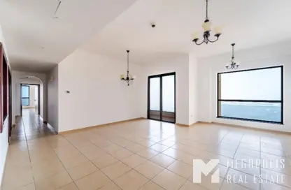 Apartment - 3 Bedrooms - 4 Bathrooms for rent in Rimal 6 - Rimal - Jumeirah Beach Residence - Dubai