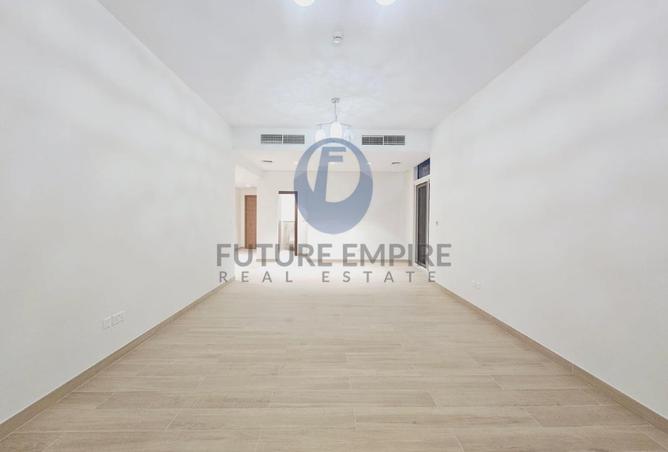96116414 - Property Image 2