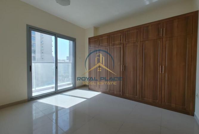 56529399 - Property Image 2