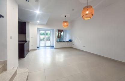 Villa - 2 Bedrooms - 3 Bathrooms for rent in Casa Viva - Serena - Dubai Villa - 2 Bedrooms - 3 Bathrooms for rent in Casa Viva - Serena - Dubai