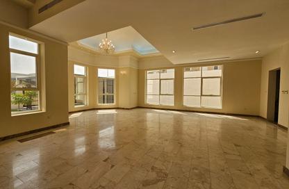 Villa - 5 Bedrooms - 7 Bathrooms for rent in Al Quoz 1 - Al Quoz - Dubai